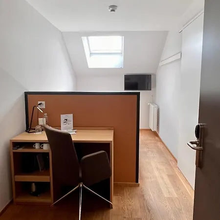 Готель Baeren Am Bundesplatz