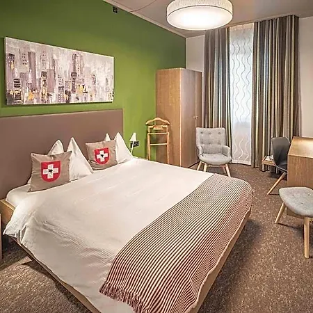 Baeren Am Bundesplatz Hotel