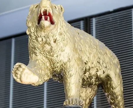 Baeren Am Bundesplatz