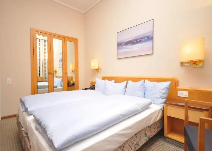 Baeren Am Bundesplatz Hotell