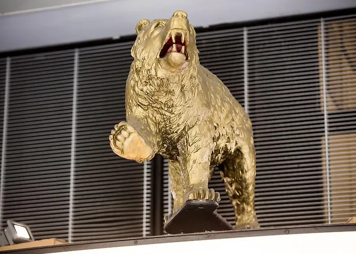 Отель Baeren Am Bundesplatz 4*