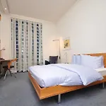 فندق بارين آم بوندسبلاتز