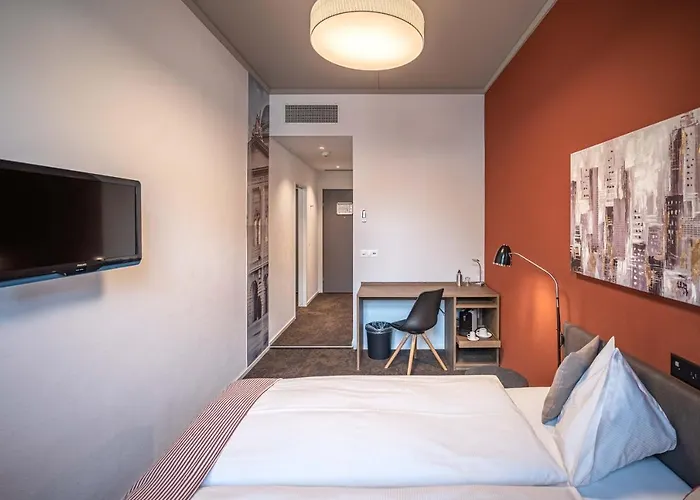 Otel Baeren Am Bundesplatz