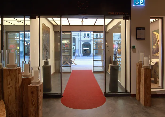 Otel Baeren Am Bundesplatz