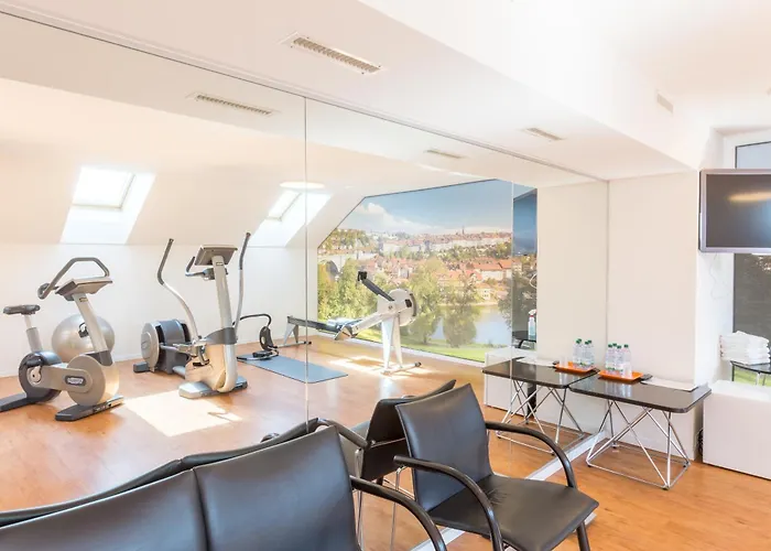 Otel Baeren Am Bundesplatz 4*